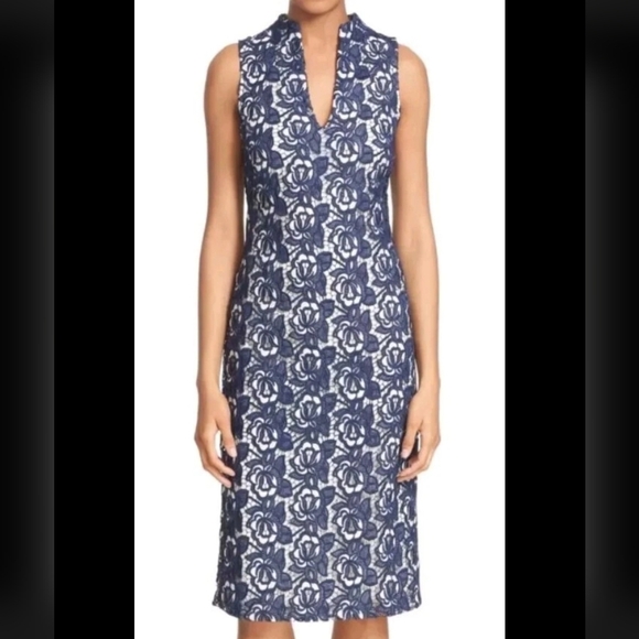 Alice + Olivia Dresses & Skirts - Alice + Olivia Navy and White Rose Midi Dress